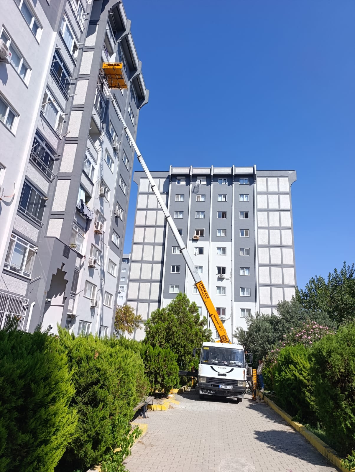 Aliağa evden eve asansörlü nakliyat yüksek kat taşıması